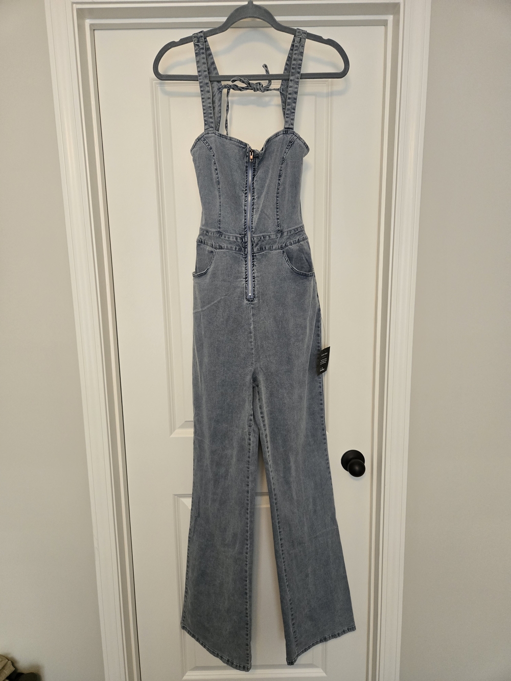 Lulu's Kendra Washed Blue Denim Overalls Jumpsuit NWT SIZE MEDIUM - Picture 2 of 8